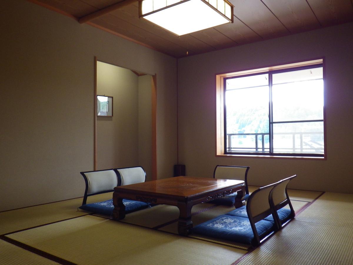 Kurikarajyuku Hotel Tsubata ภายนอก รูปภาพ